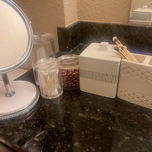 Bathroom set with mirror and shower caddy